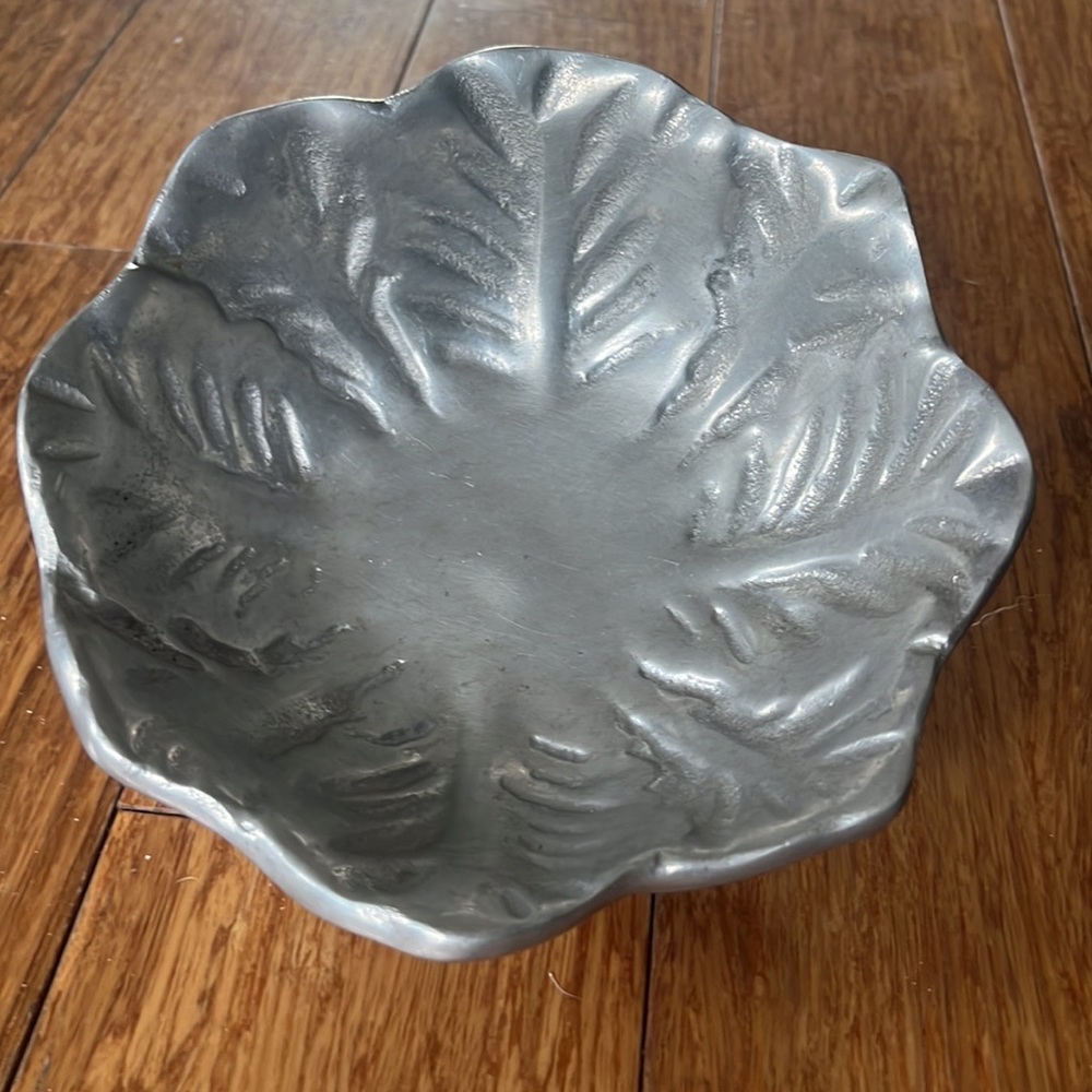 Vintage Silver Leaf Motif Bowl